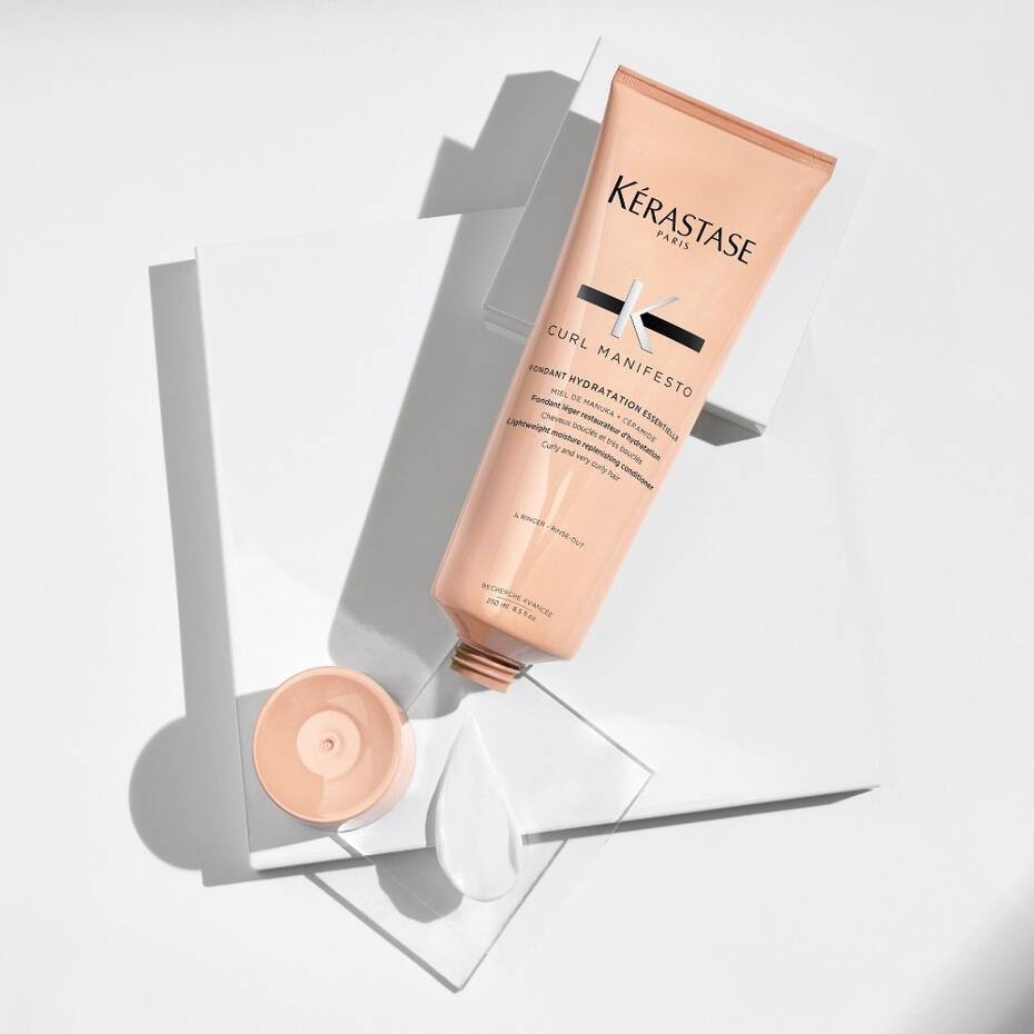 Kerastase Curl Manifesto Fondant Hydration Essentielle Curl Conditioner - shelley and co