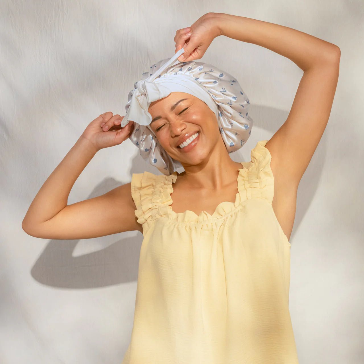 Kitsch Adjustable Oversized Satin Bonnet - Pearlized Cream & Coastal Blue Print - Shelley and Co