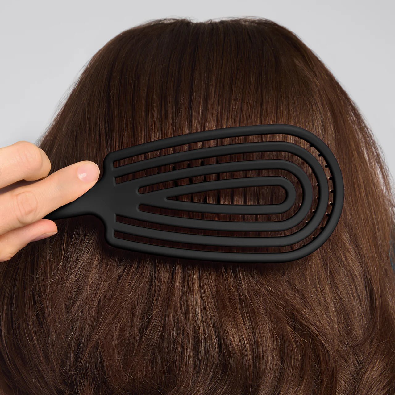Kitsch Detangling Flexi Brush - Black - Shelley and Co